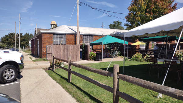 Outside Shot of CLAUSENS